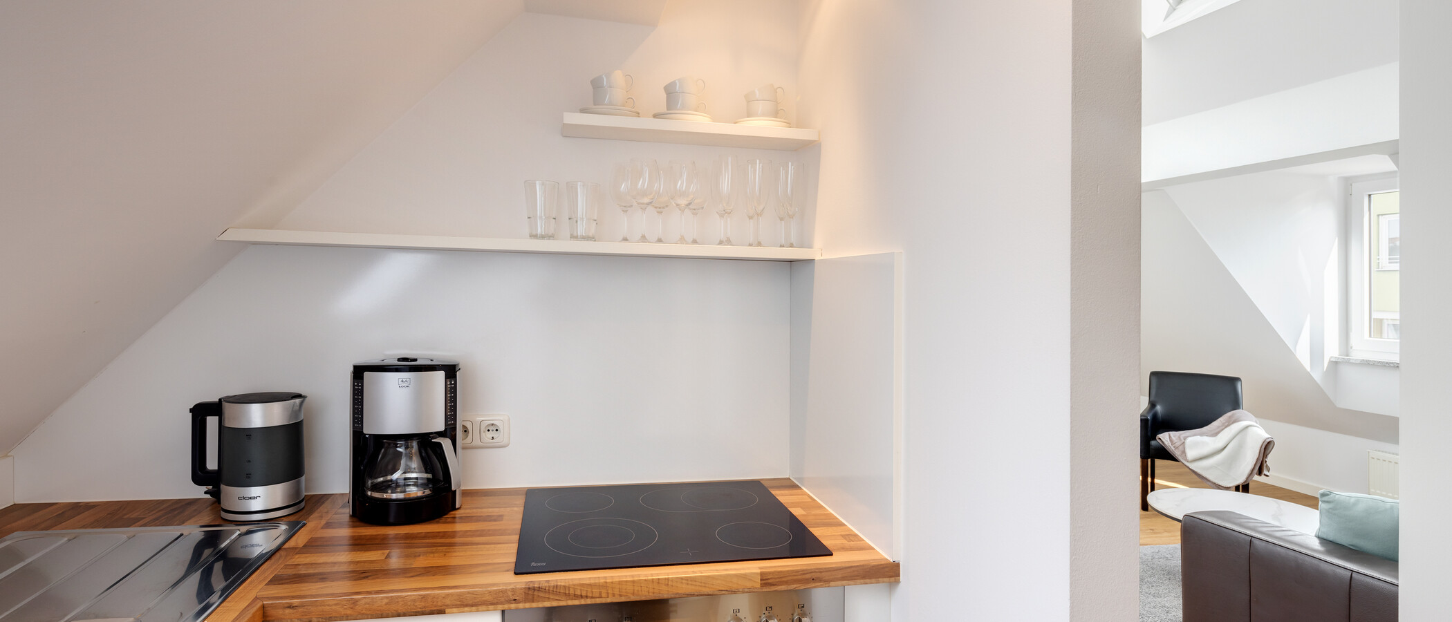 мансардная квартира München Schwabing 02 кухня 5576