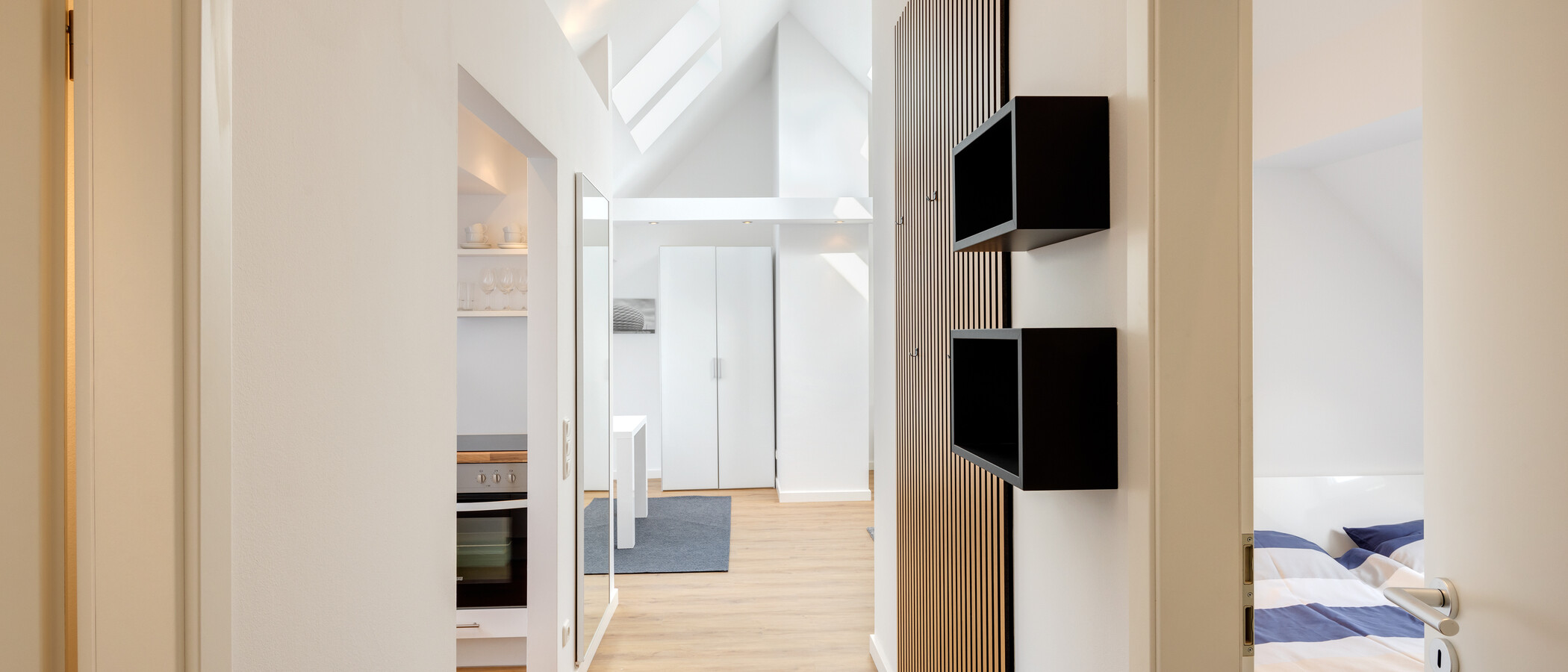 мансардная квартира München Schwabing 02 коридор 5576
