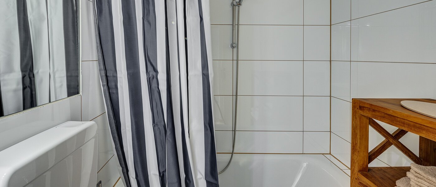 квартира München Schwabing-West (rund um den Hohenzollernplatz) 02 ванная комната 5579