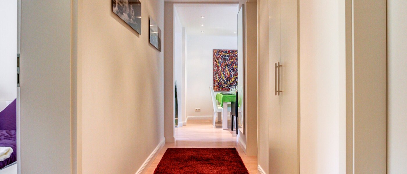 квартира München Schwabing 01 коридор 5588