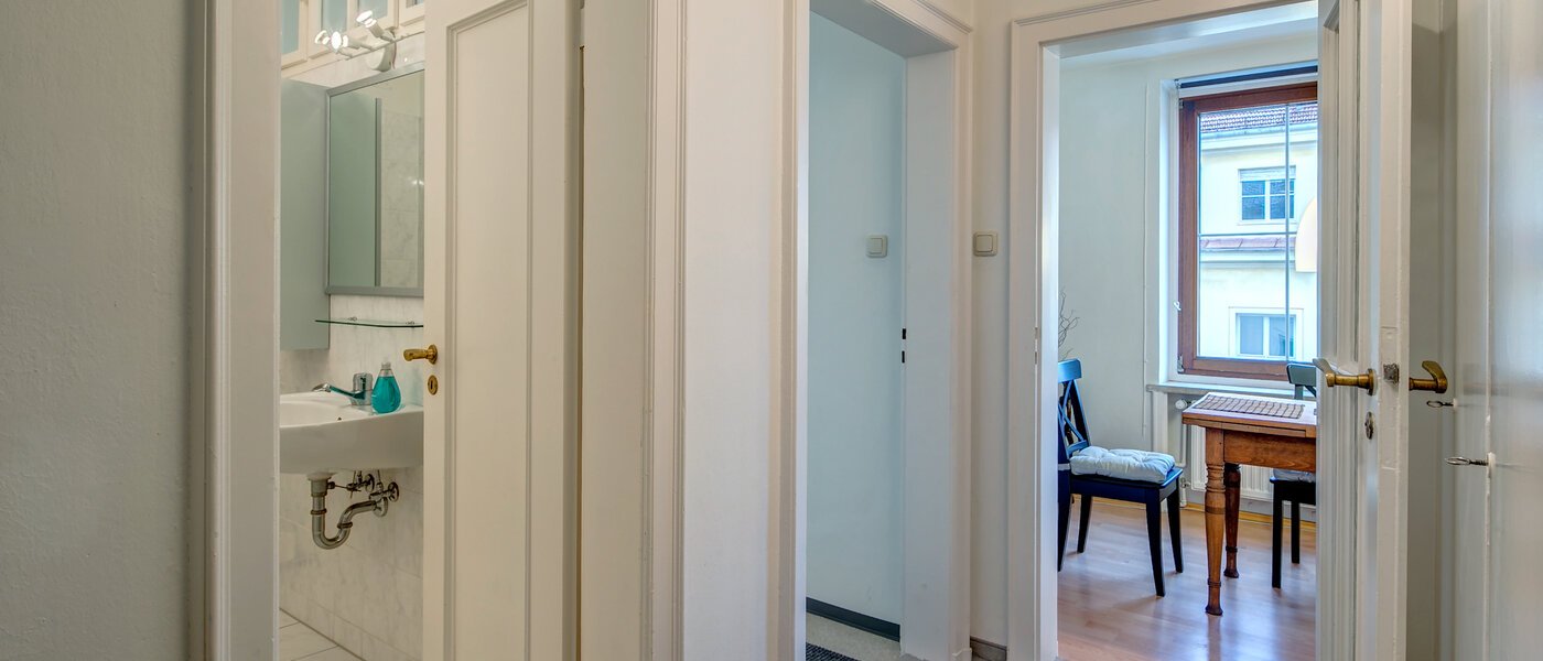 квартира München Maxvorstadt - Universitätsviertel 03 коридор 5607