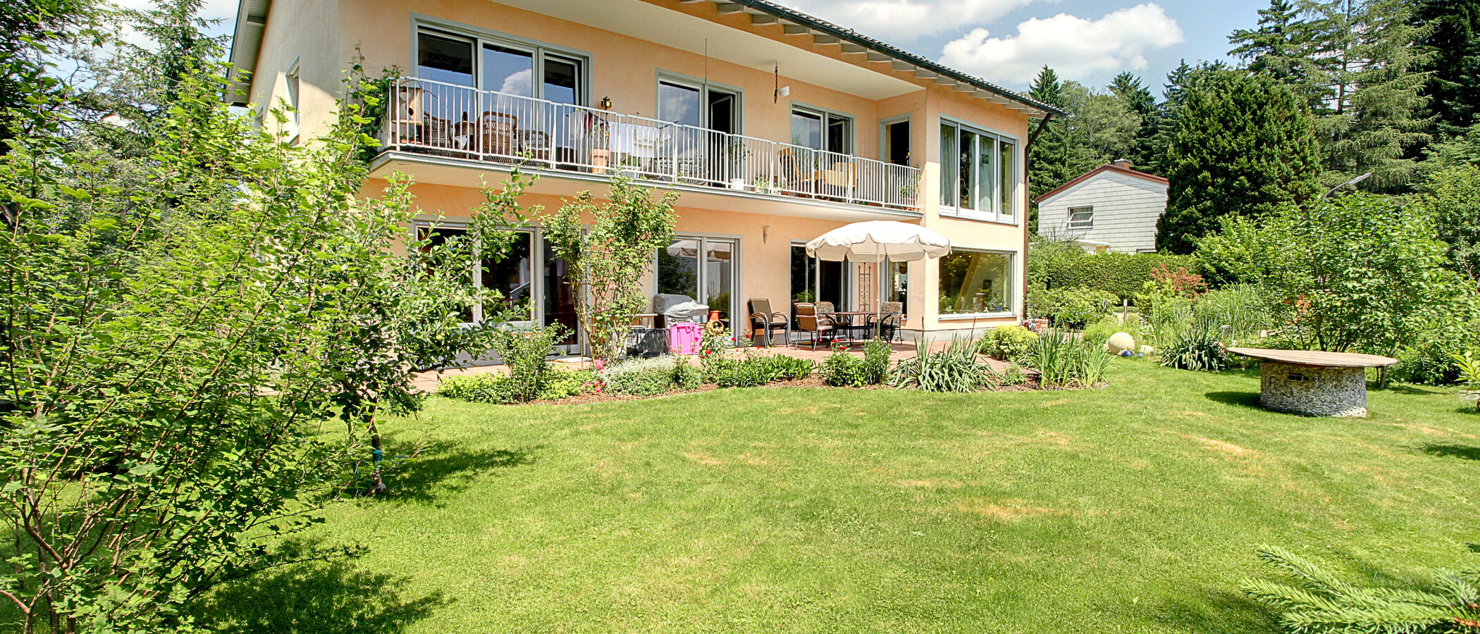 квартира с садом Baierbrunn 01 сад 5633