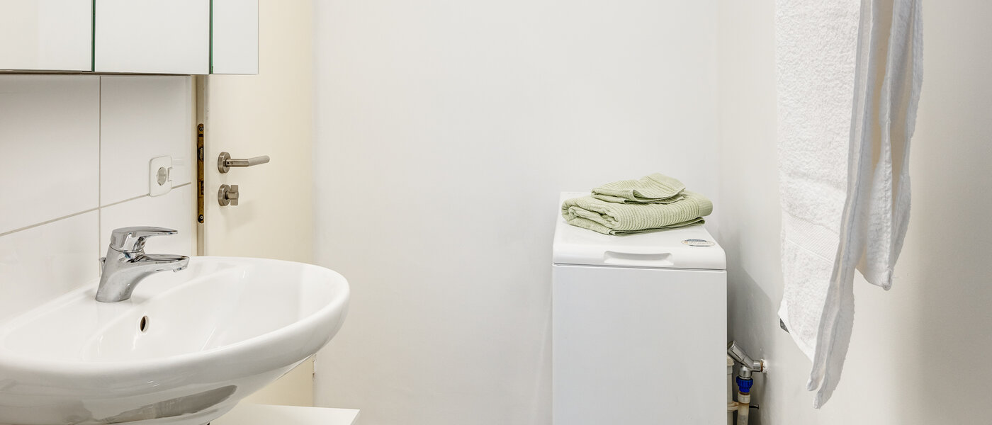 квартира München Schwabing (rechts der Leopoldstraße) 02 ванная комната 5719