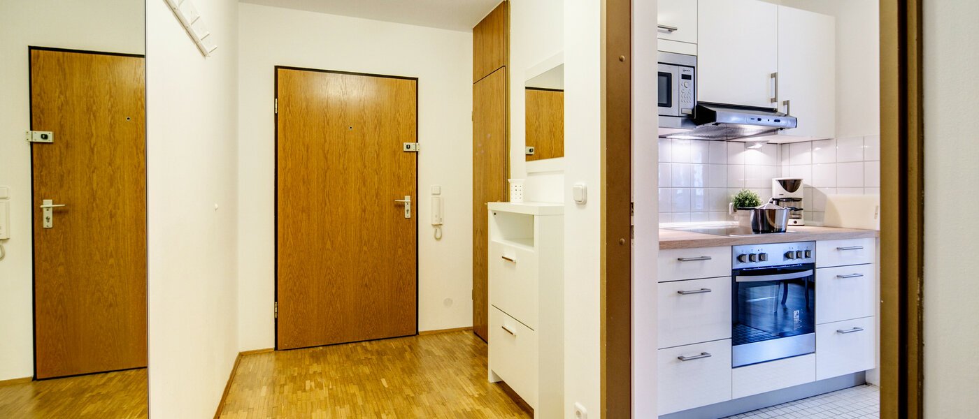 квартира München Maxvorstadt - Westen 02 коридор 572