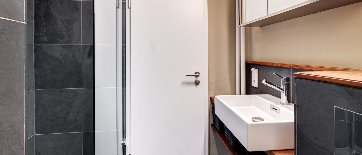 квартира München Glockenbachviertel 04 ванная комната 5802