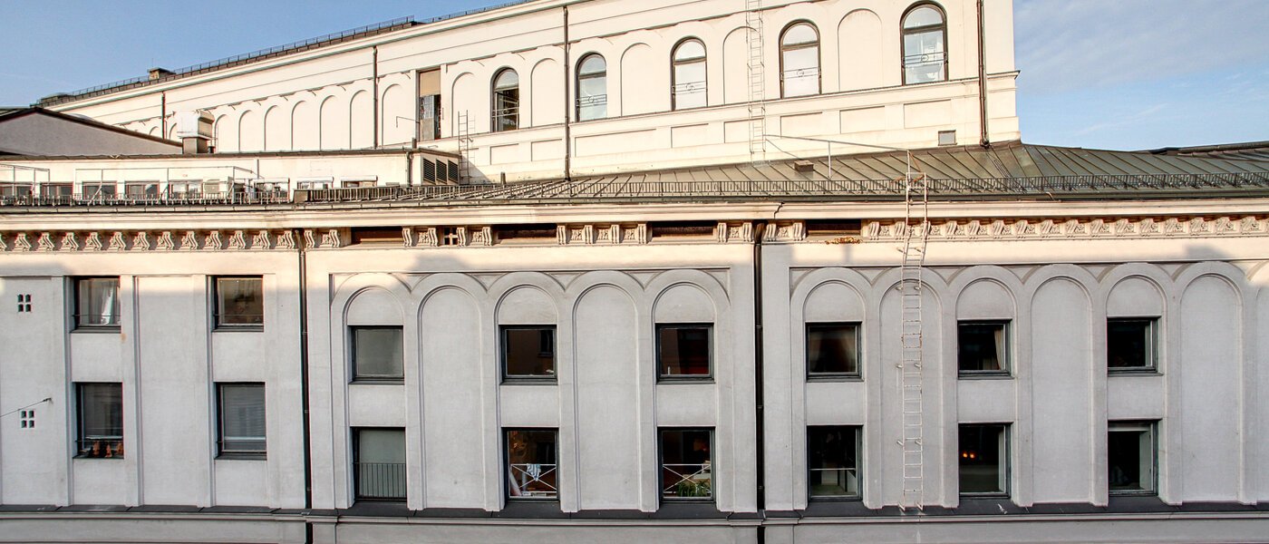 квартира München Gärtnerplatzviertel 02 вид из окна 5803