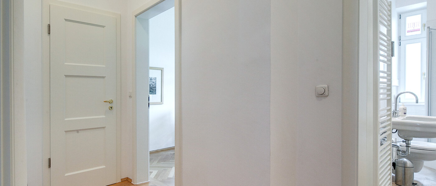 квартира München Schwabing-West (rund um den Bonner Platz) 03 коридор 5818