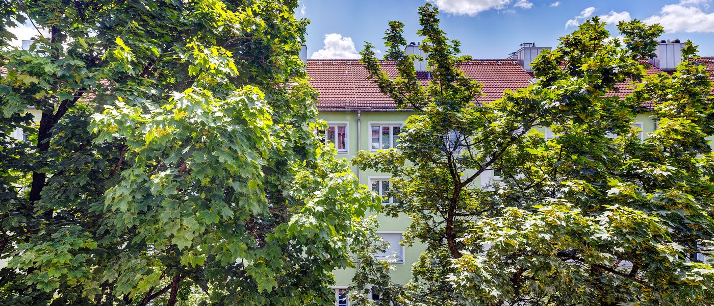 квартира München Neuhausen 01 вид из окна 5827