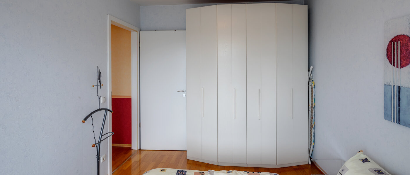 мансардная квартира München Sendling-Westpark 02 спальная комната 5946