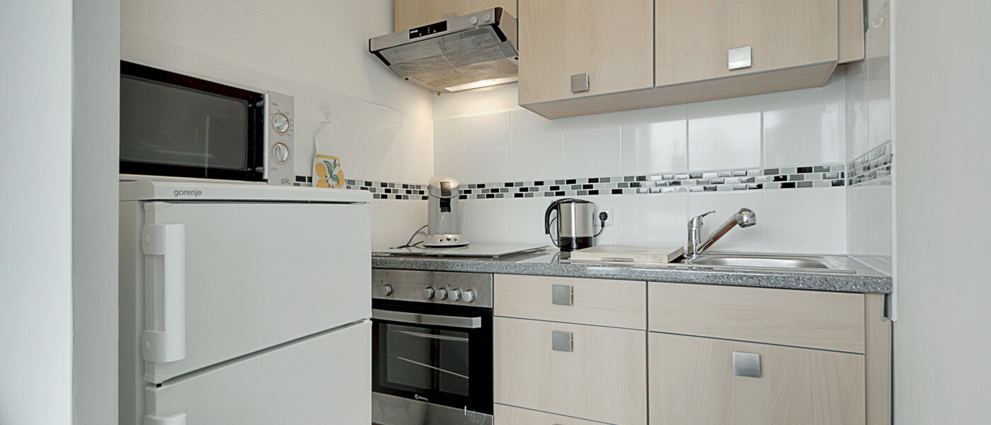 квартира München Moosach 01 кухня 5951