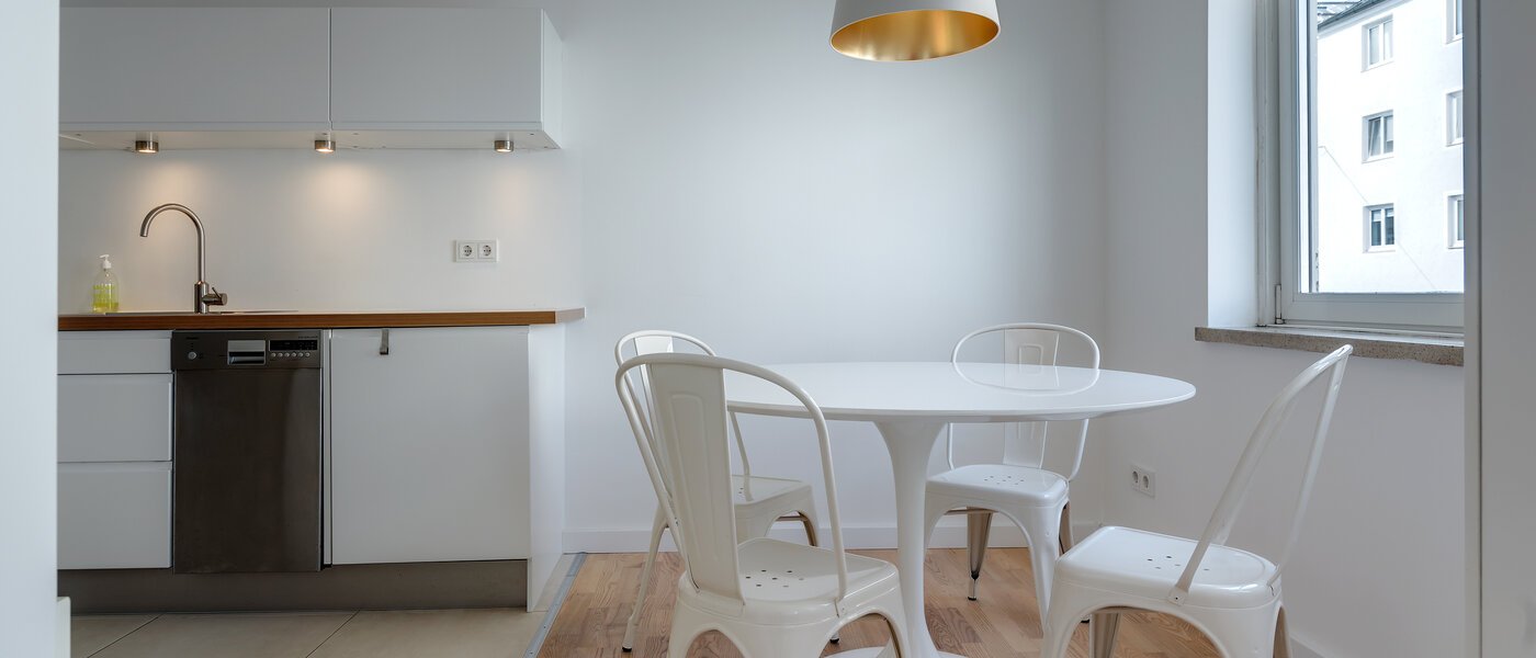 квартира München Schwabing 01 кухня 5987