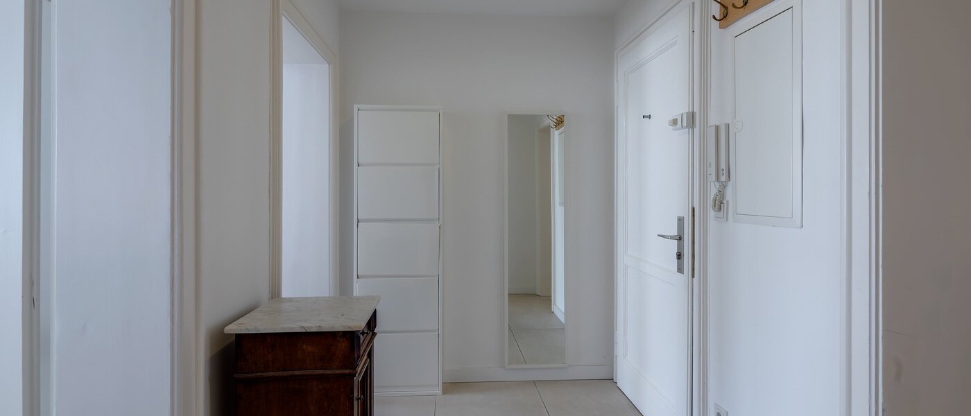 квартира München Schwabing 01 коридор 5987