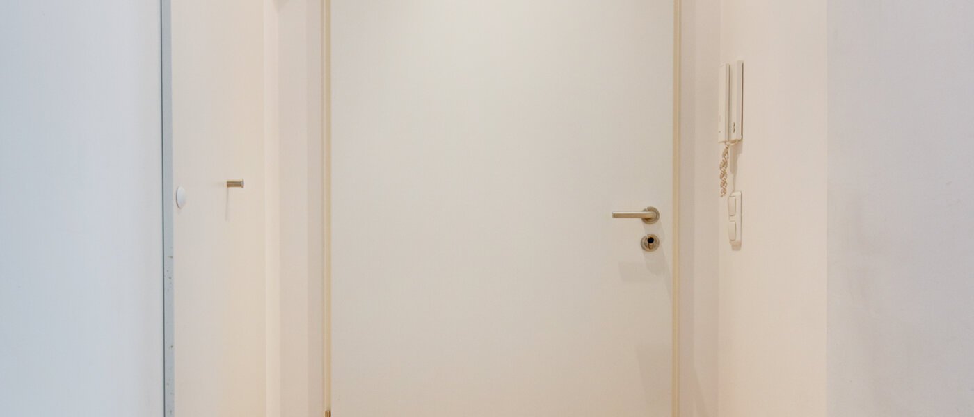 квартира München Großhadern 01 коридор 6060