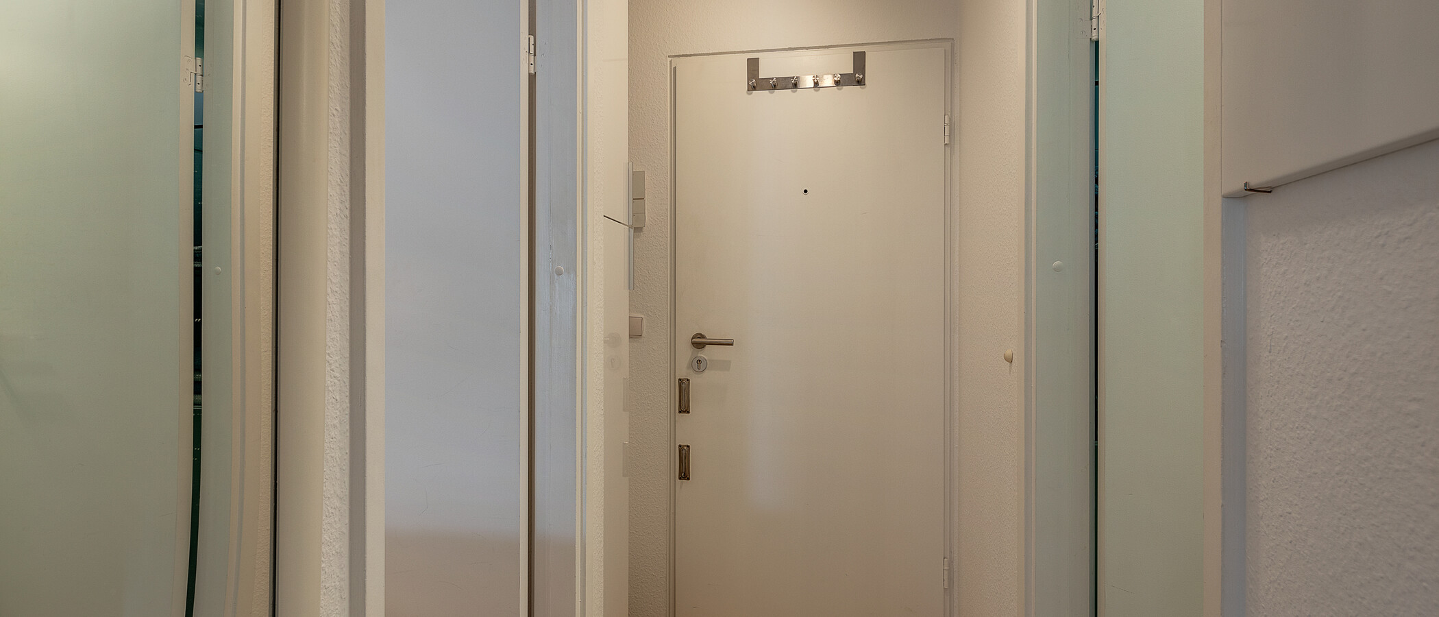 квартира München Maxvorstadt - Amalienpassage 01 коридор 6136