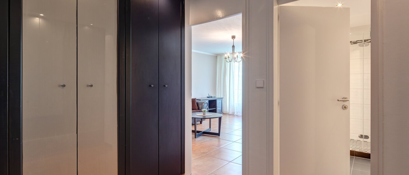 квартира München Haidhausen 01 коридор 6140