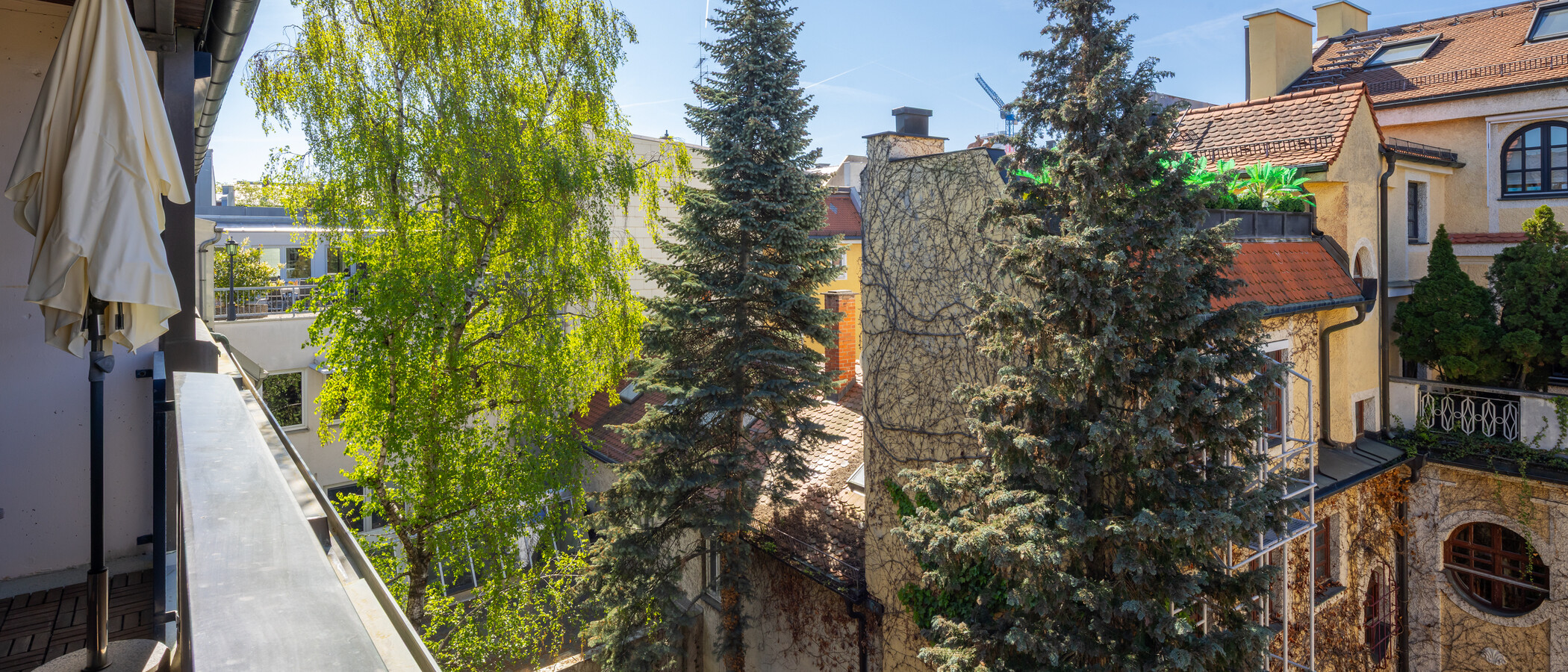 квартира München Maxvorstadt - Universitätsviertel 02 вид из окна 616