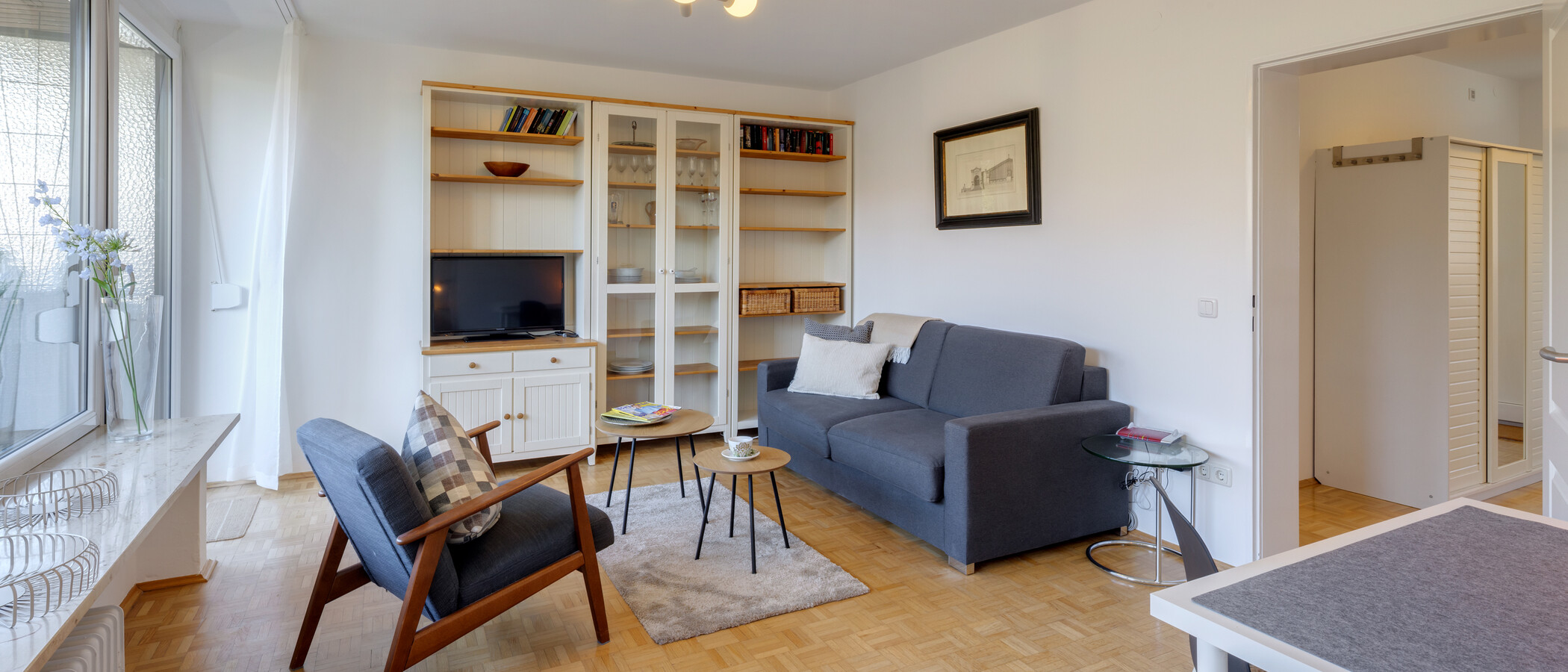 квартира München Maxvorstadt - Universitätsviertel 01 гостиная 616