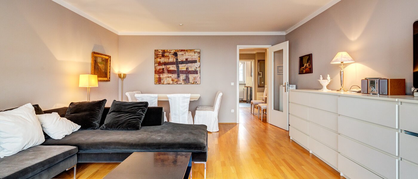 квартира München Bogenhausen 04 гостиная 6185