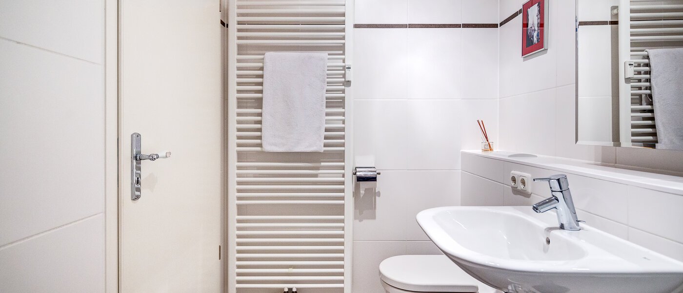 квартира München Bogenhausen 02 ванная комната 6185