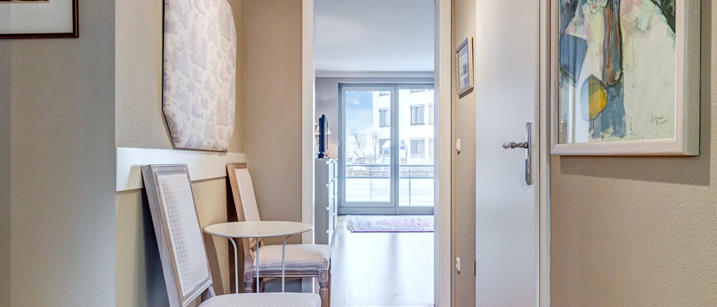 квартира München Bogenhausen 01 коридор 6185