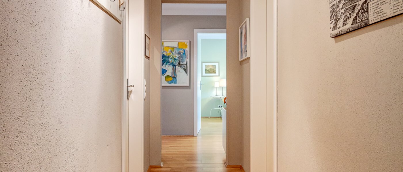 квартира München Bogenhausen 04 коридор 6185