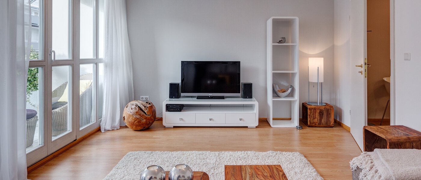 квартира München Schwabing (rechts der Leopoldstraße) 01 гостиная 6219