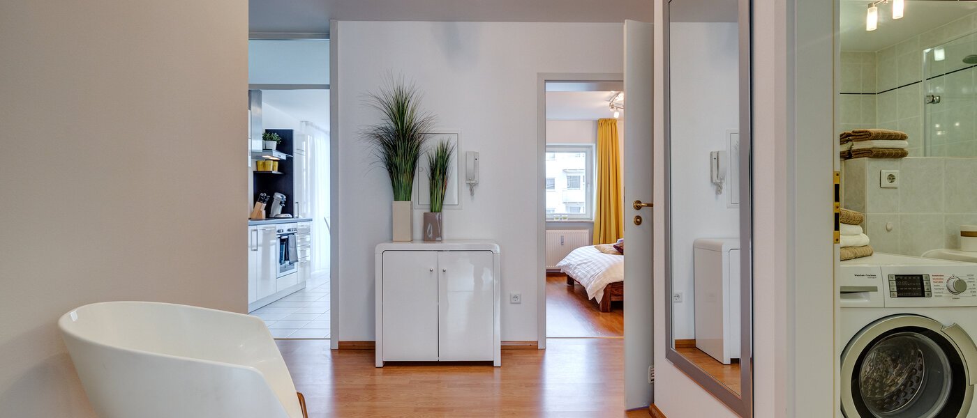 квартира München Schwabing (rechts der Leopoldstraße) 03 коридор 6219