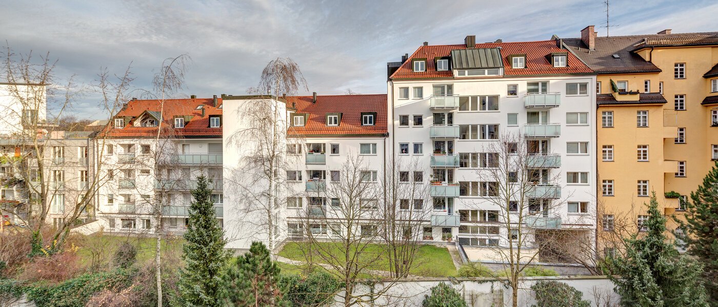 квартира München Schwabing (rechts der Leopoldstraße) 02 вид из окна 6219