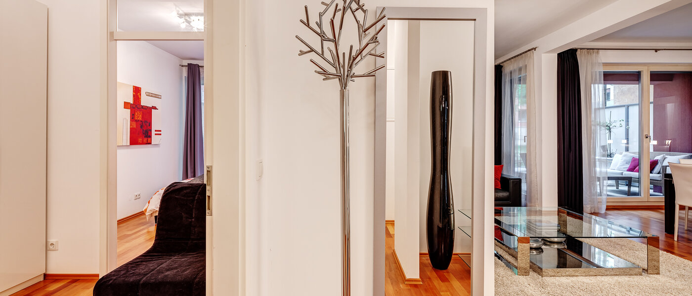 квартира München Schwabing-Nord (zw. Leopoldstraße & Englischen Garten) 03 коридор 6300