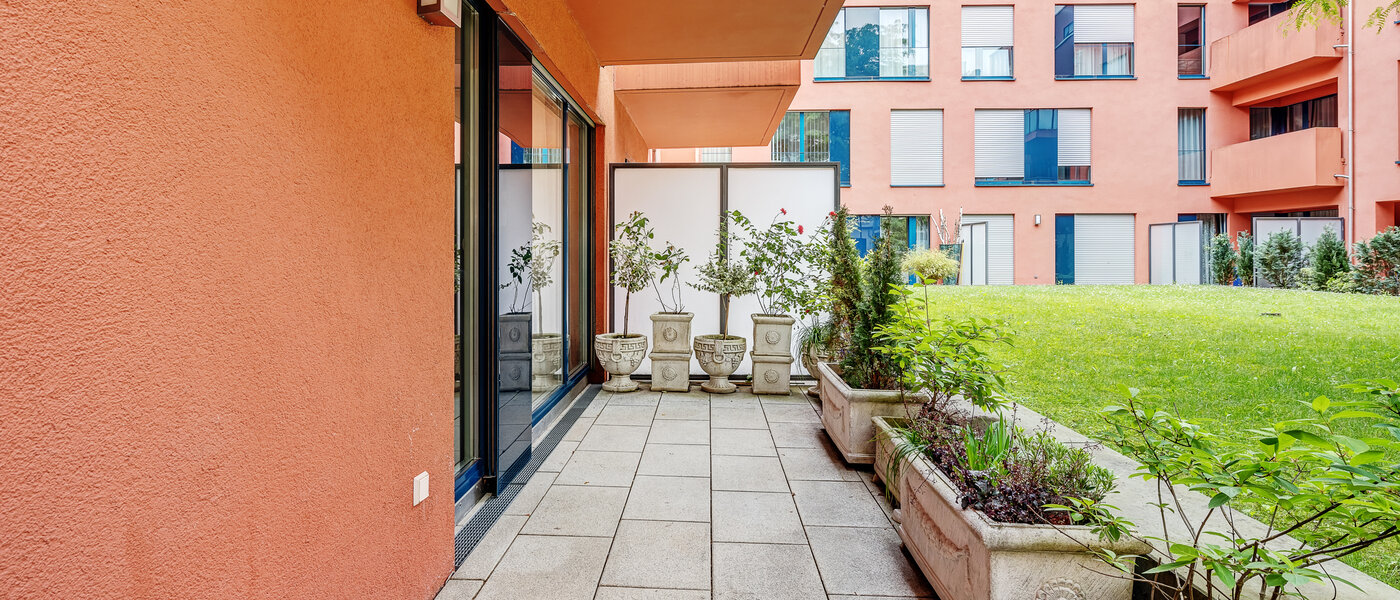 квартира München Schwabing-Nord (zw. Leopoldstraße & Englischen Garten) 04 терраса 6300