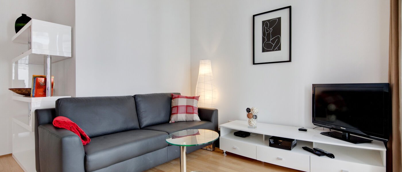 квартира München Schwabing-Nord (zw. Belgrad- & Leopoldstraße) 02 гостиная 6335