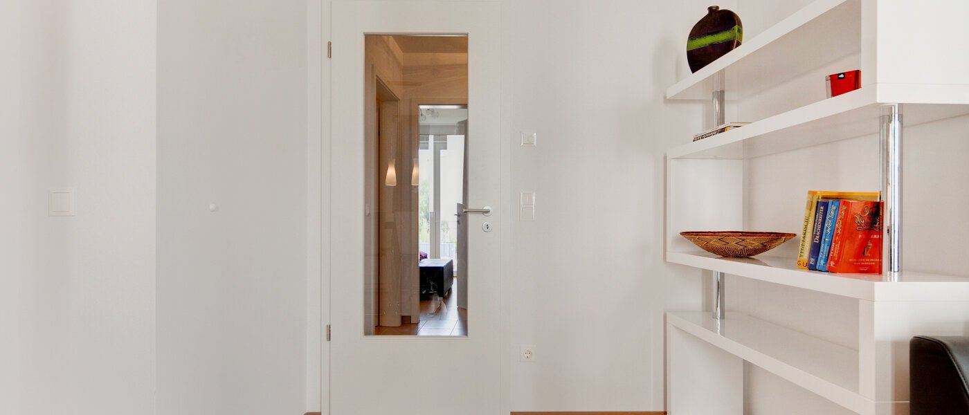 квартира München Schwabing-Nord (zw. Belgrad- & Leopoldstraße) 07 гостиная 6335