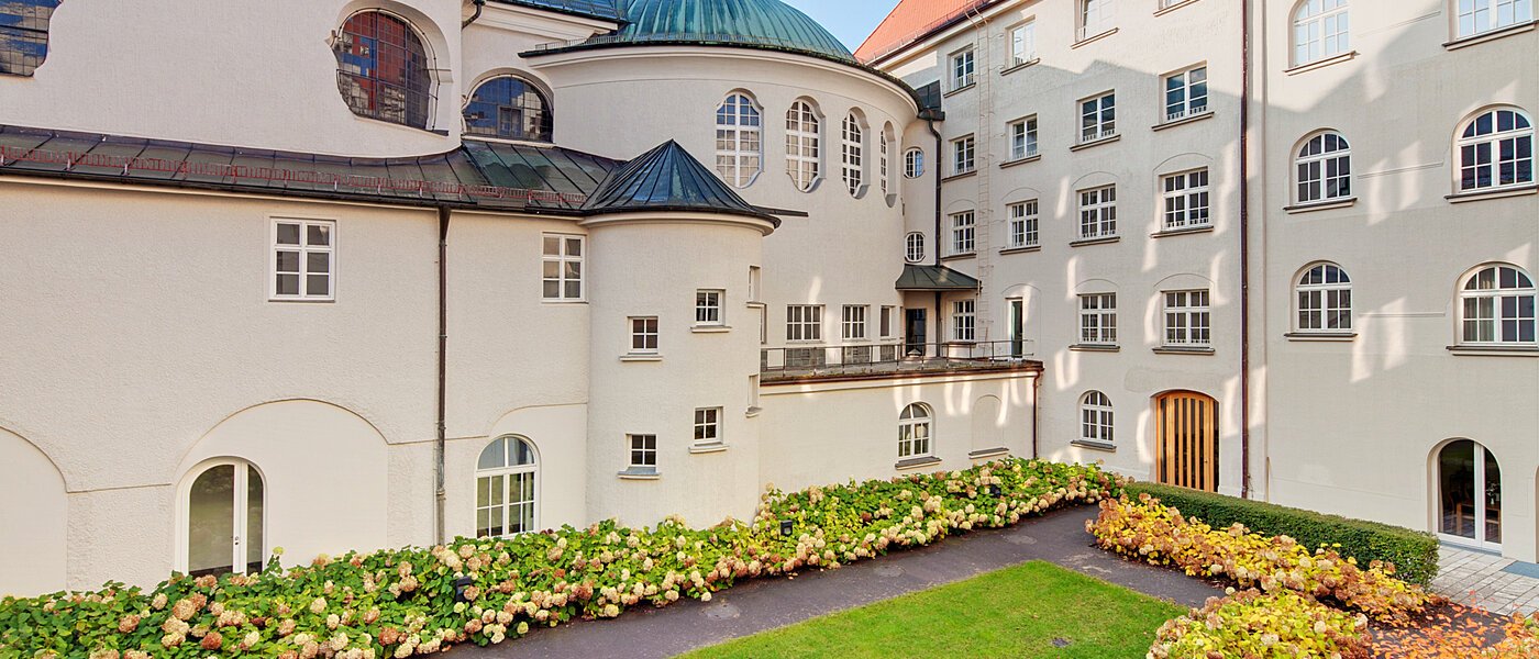 квартира München Lehel 01 вид из окна 6435