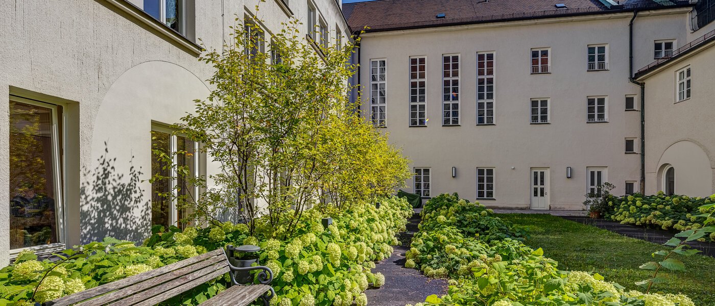 квартира München Lehel 03 внутренний двор  6435