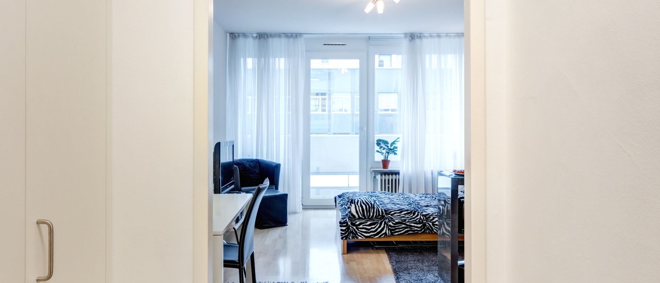 квартира München Schwabing-West 03 коридор 6455