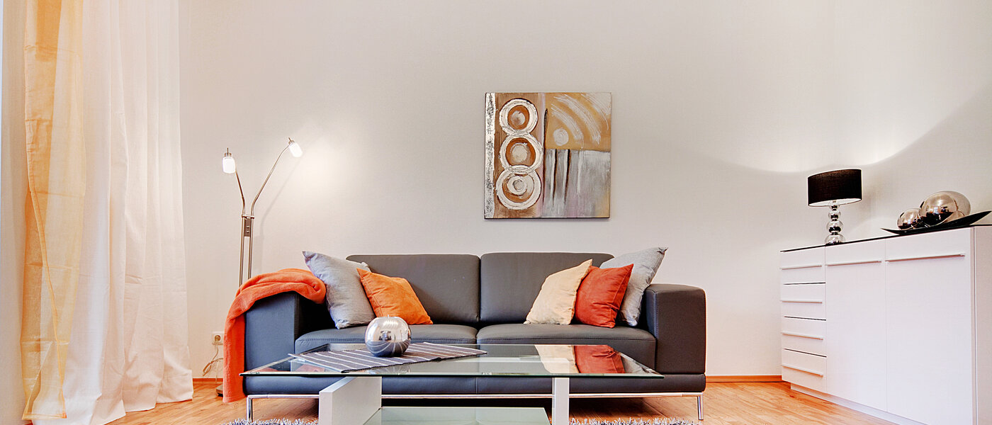 квартира München Schwabing (links der Leopoldstraße) 04 гостиная 6480