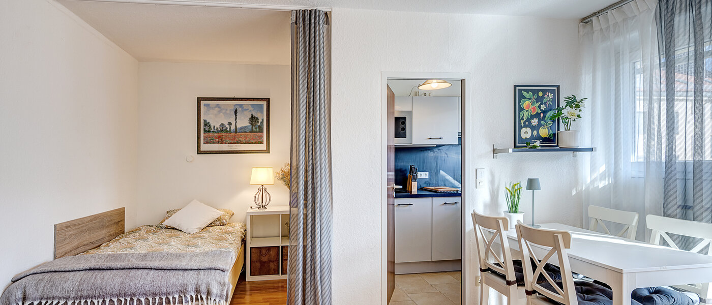 квартира München Maxvorstadt - Universitätsviertel 04 жилое пространство 6485