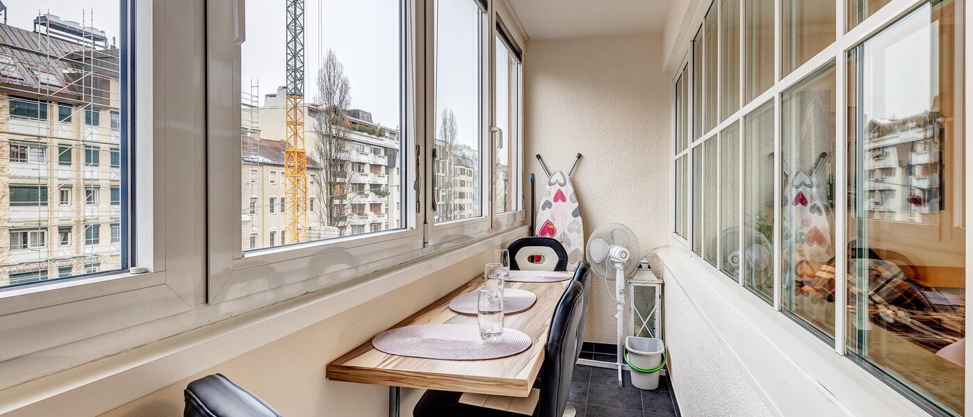 квартира München Schwabing (links der Leopoldstraße) 02 застекленная терраса 6491