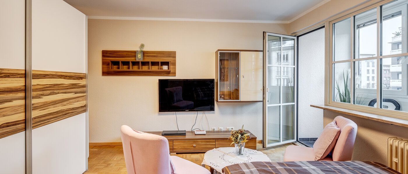 квартира München Schwabing (links der Leopoldstraße) 04 жилое пространство 6491