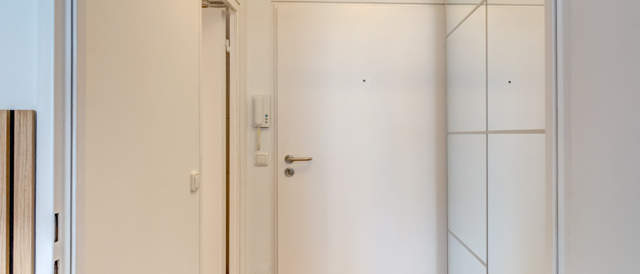 квартира München Milbertshofen 01 коридор 6508