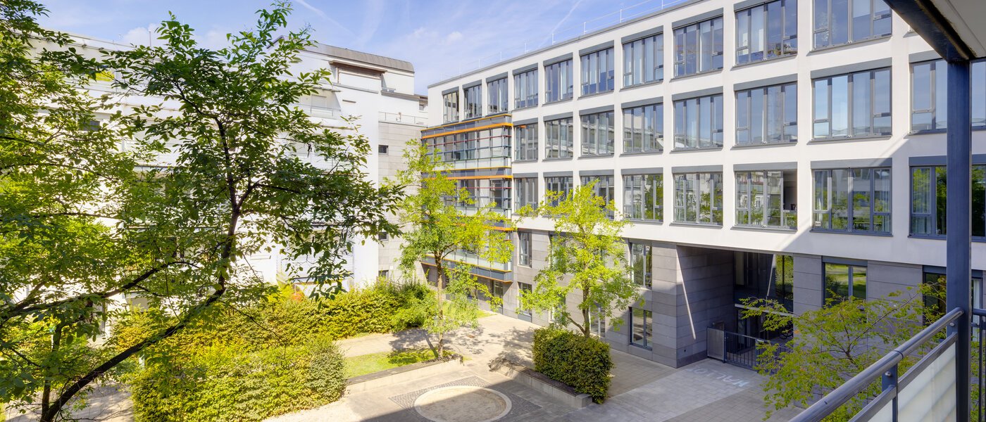 квартира München Maxvorstadt 02 вид из окна 6524