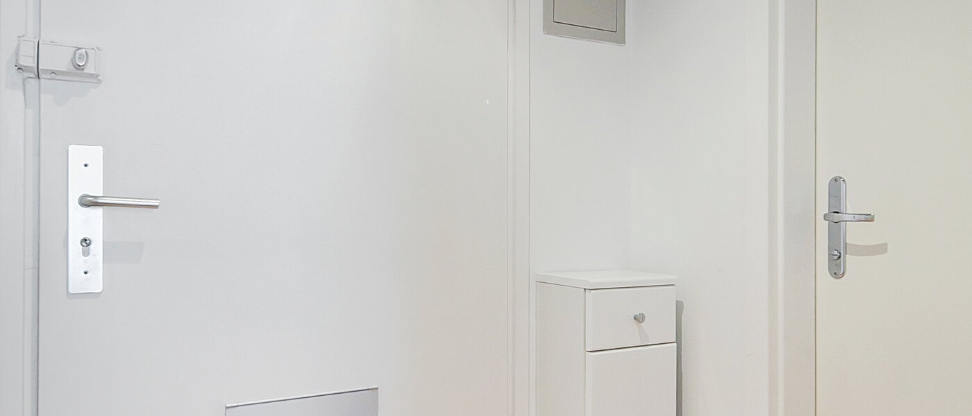 квартира München Gärtnerplatzviertel 01 коридор 6535