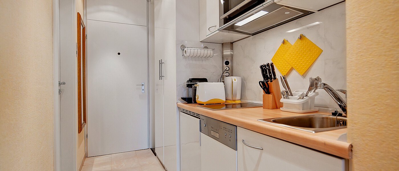 квартира München Milbertshofen 01 кухня 6551