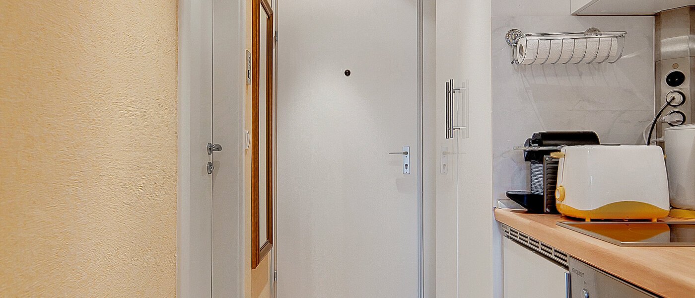 квартира München Milbertshofen 02 коридор 6551