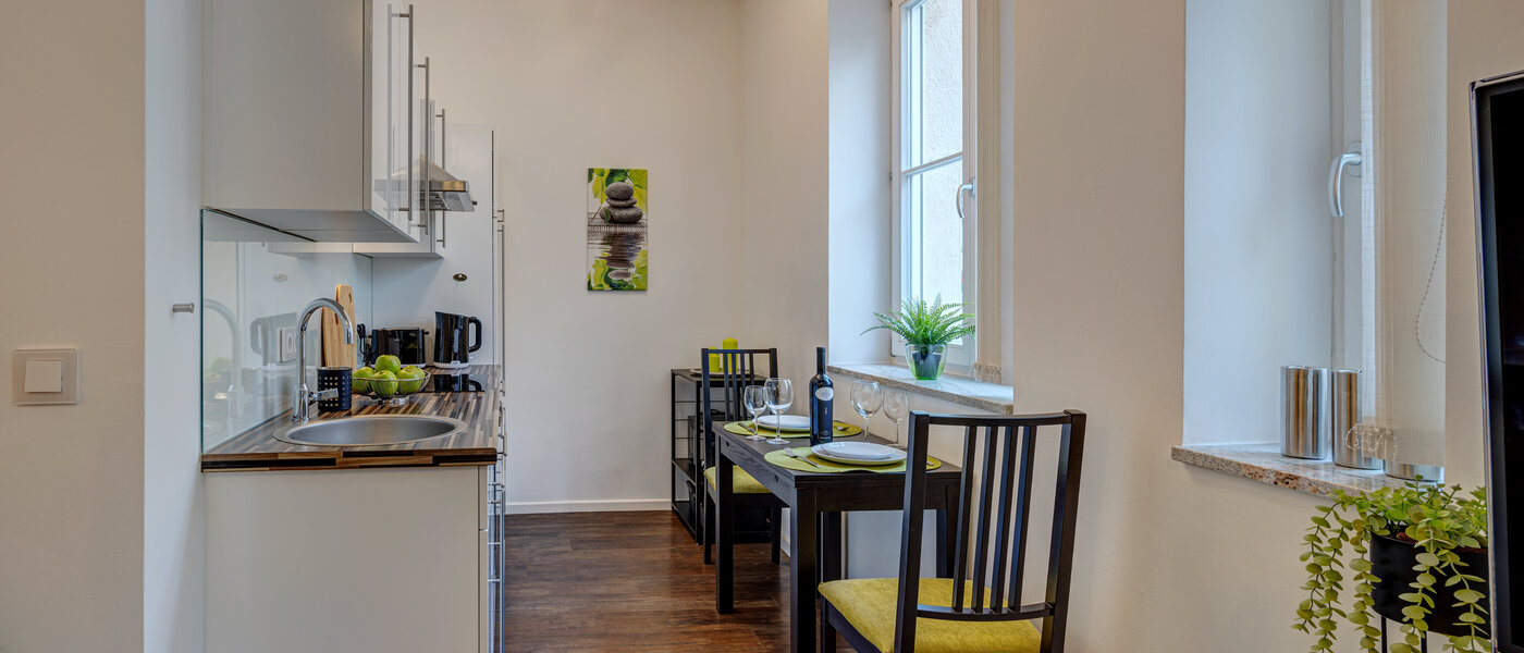 квартира München Neuhausen 02 кухня 6646