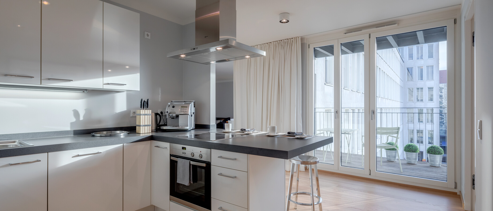 квартира München Maxvorstadt 02 кухня 6679