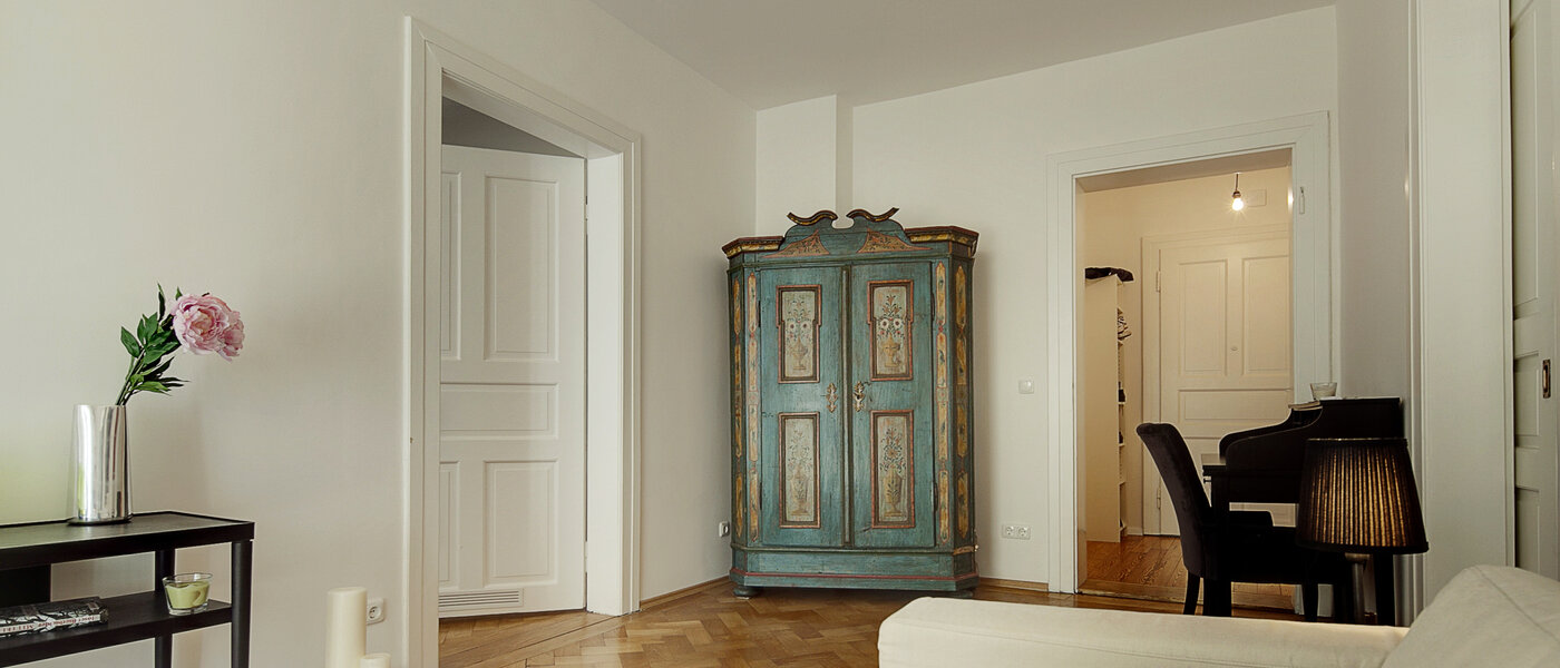 квартира München Neuhausen 04 гостиная 6715