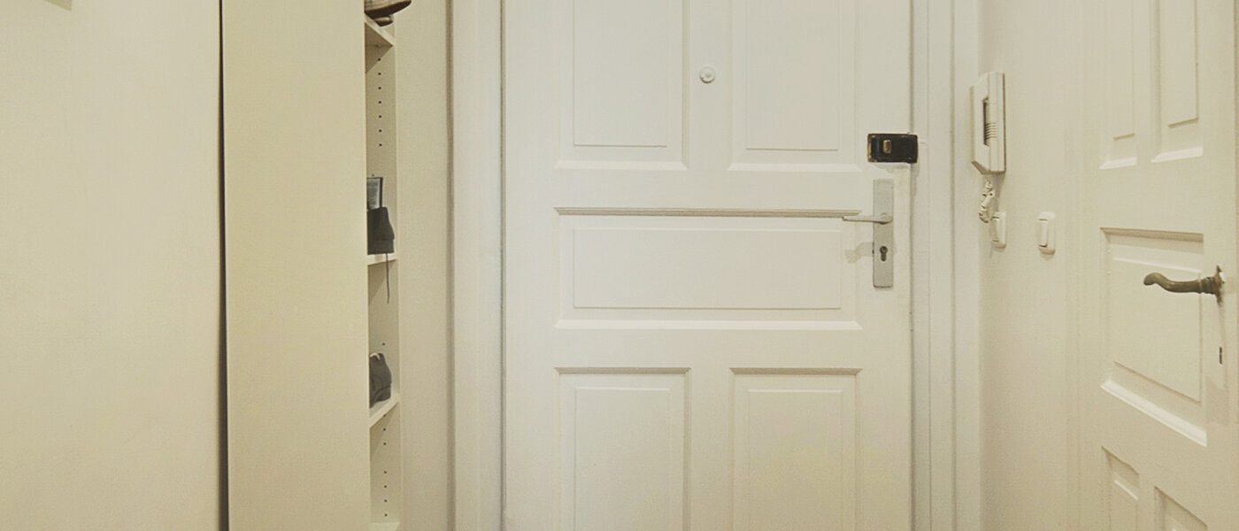 квартира München Neuhausen 02 коридор 6715