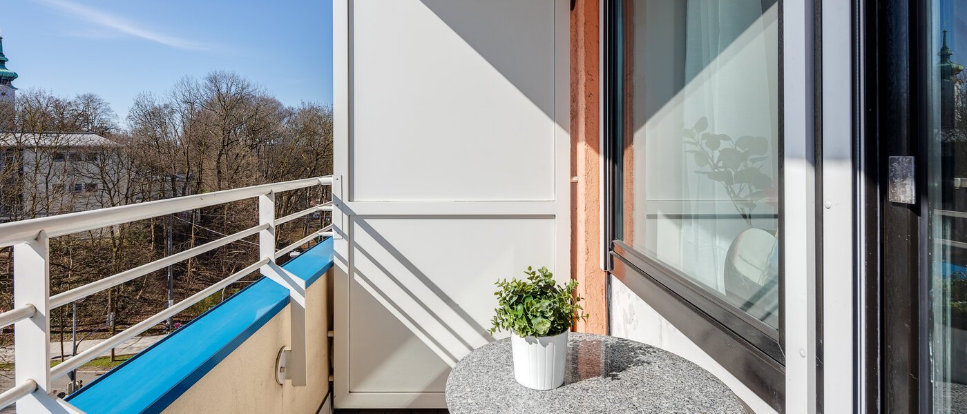 квартира München Bogenhausen 01 балкон 6716