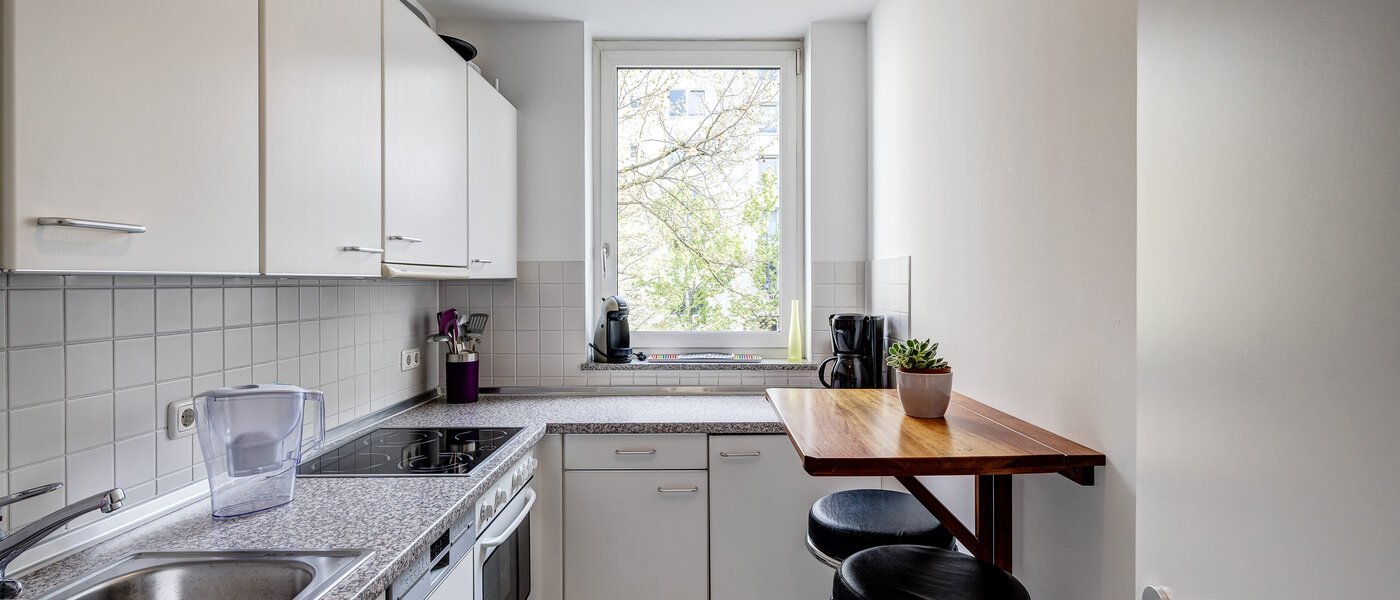 квартира München Maxvorstadt - Universitätsviertel 01 кухня 6719